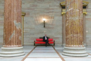 Titel: Der dritte Mann, 4.6.2009 Porträt über Präsident Graf in der Säulenhalle
PHOTO: Walter Wobrazek ABDRUCK HONORARFREI NUR BEI DIREKTER BERICHTERSTATTUNG ZUR AUSSTELLUNG.