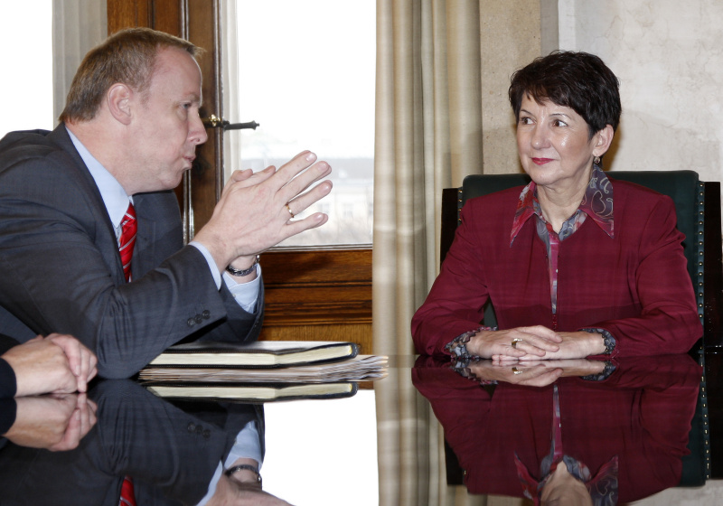 v.li. Bernard Sadovnik - Obmann der Gemeinschaft der Kärntner Slowenen und Sloweninnen und Mag.a Barbara Prammer - Nationalratspräsidentin