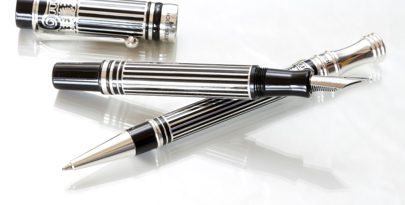Elegante Füllfeder; Eleganter Kugelschreiber; schwarz-weiss
