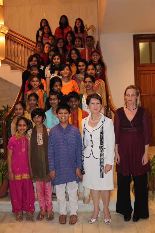 Nationalratspräsidentin Mag.a Barbara Prammer mit dem Kinderchor