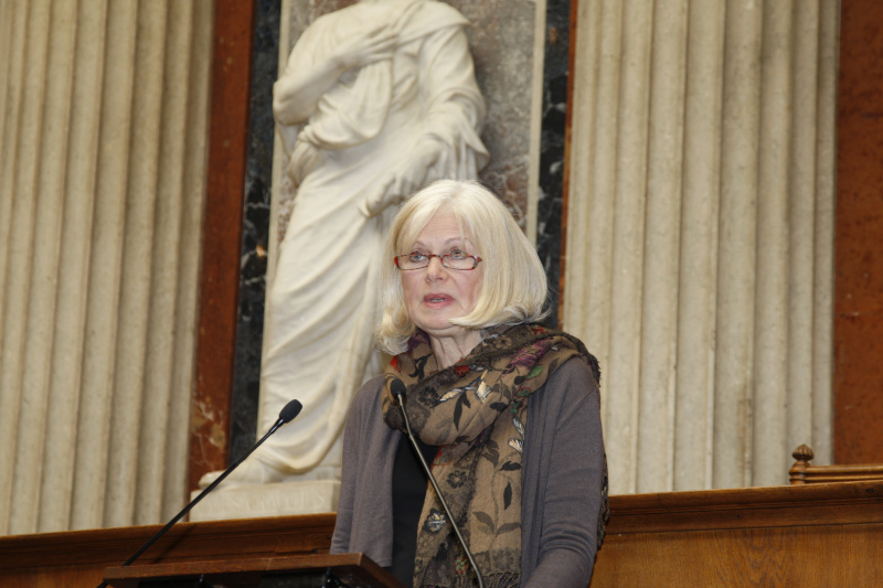 Elfriede Hammerl am Rednerpult