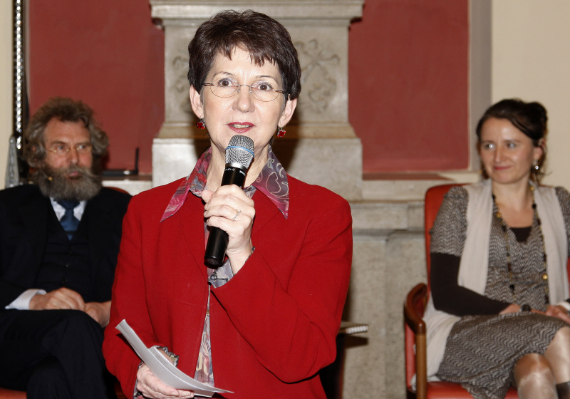 Mag.a Barbara Prammer - Präsidentin des Nationalrates begrüßt die VeranstaltungsteilnehmerInnen