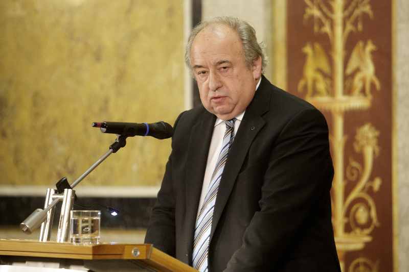 Fritz Neugebauer - Zweiter Nationalratspräsident am Rednerpult