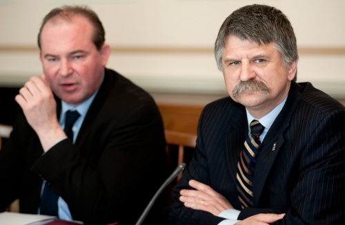v.li. Vince Szalay Bobrovniczky - Ungarischer Botschafter und Laszlo Köver - Ungarischer Parlamentspräsident