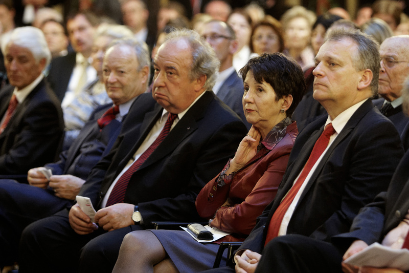 v.re.: Gottfried Kneifel - Bundesratspräsident, Mag.a Barbara Prammer - Nationalratspräsidentin, Fritz Neugebauer - Zweiter Nationalratspräsident und Dr. Andreas Khol - Nationalratspräsident a.D.