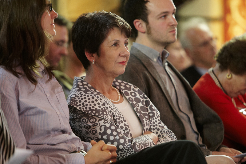 Nationalratspräsidentin Mag.a Barbara Prammer (Mitte)