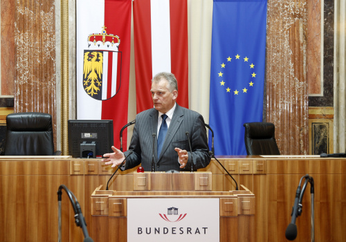 Gottfried Kneifel - Präsident des Bundesrates am Rednerpult