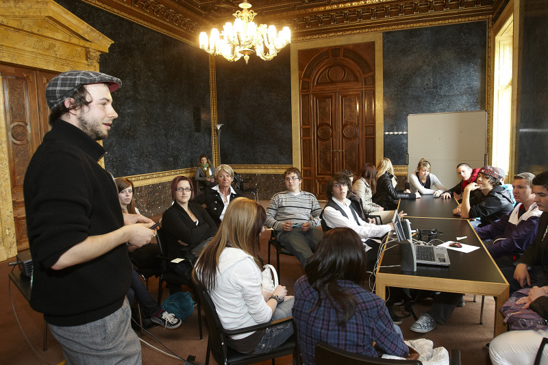 Workshopbetrieb  mit den Jugendlichen