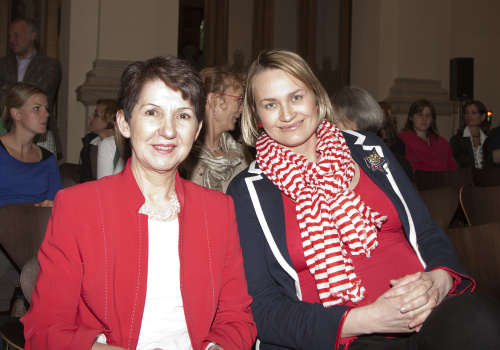 v.li. Mag.a Barbara Prammer - Nationalratspräsidentin und Mag.a Helene Jarmer - Nationalratsabgeordnete