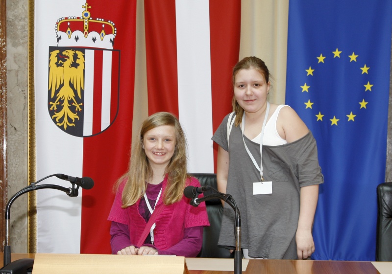 Blick in Richtung Girls Day - Teilnehmerinnen