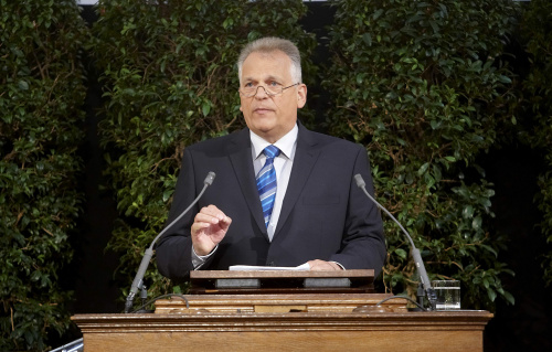 Gottfried Kneifel - Präsident des Bundesrates am Rednerpult