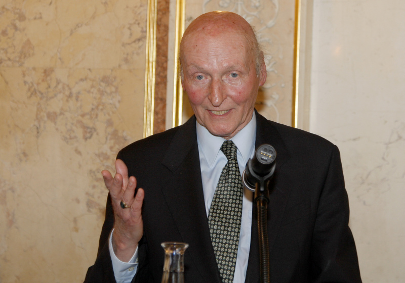 Botschafter a.D. Dr. Christoph Cornaro