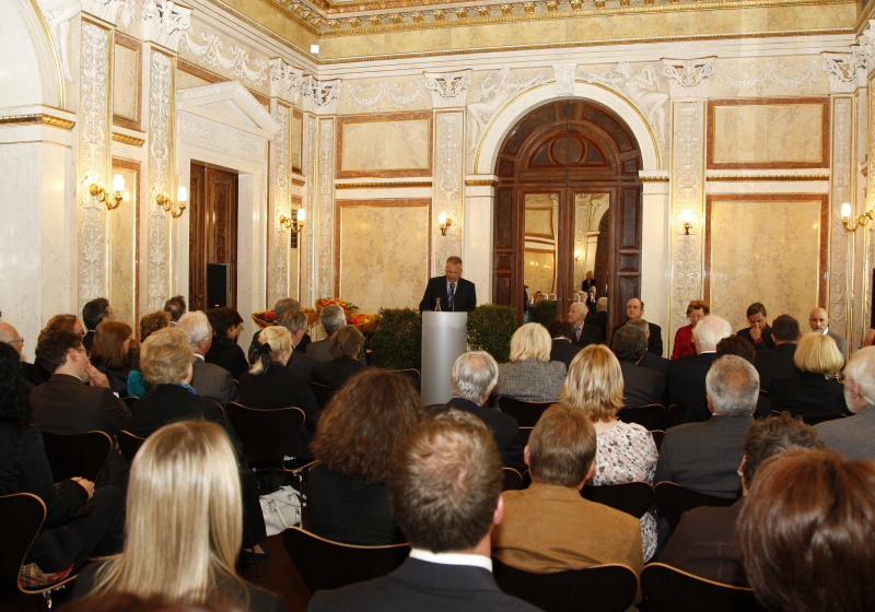 Gottfried Kneifel - Präsident des Bundesrates am Rednerpult