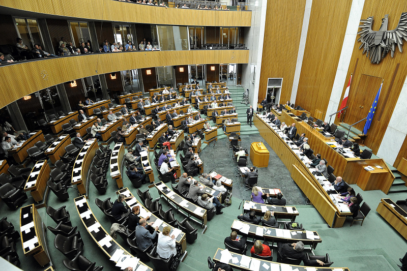 Blick in Richtung EnqueteteilnehmerInnen