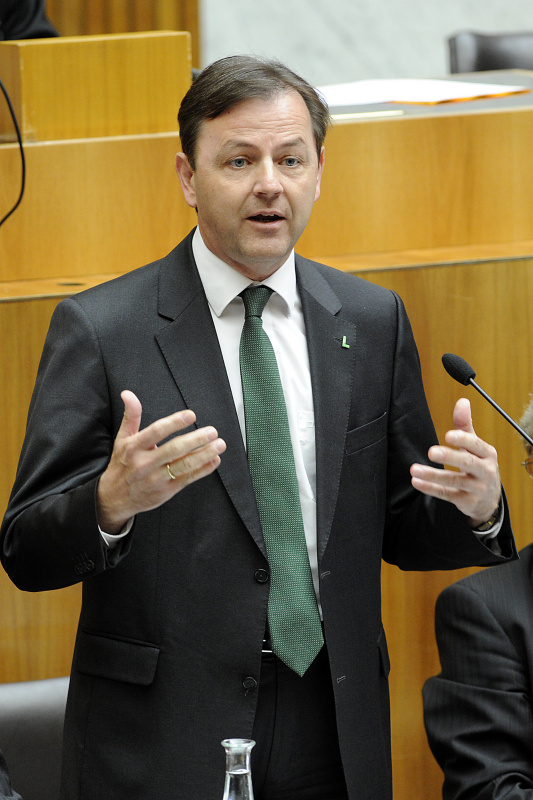 Dipl.-Ing. Nikolaus Berlakovich - Landwirtschaftsminister bei seinem Einleitungsreferat