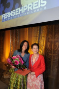 v.li. Elisabeth Scharang- Preisträgerin Axel Corti-Preis mit Mag.a Barbara Prammer - Nationalratspräsidentin