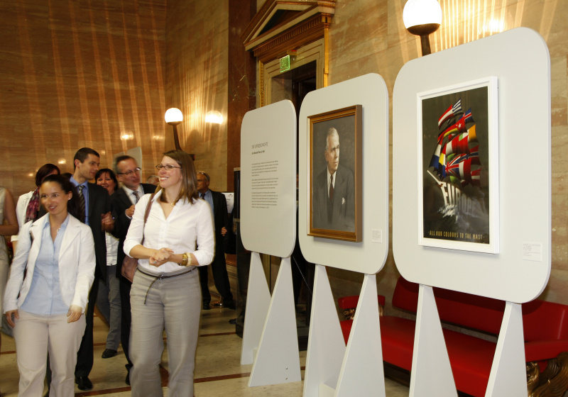 Ausstellung in der Säulenhalle