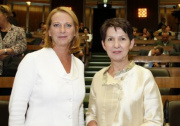 v.li Doris Bures - Bundesministerin für Verkehr, Innovation und Technologie und Mag.a Barbara Prammer - Präsidentin des Nationalrates