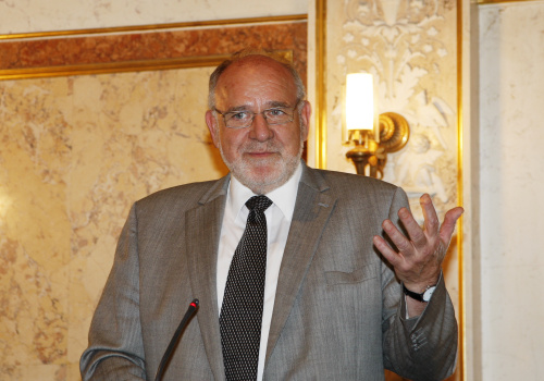 Dr. Gottfried Marckhgott - Leiter des Dienstes L4 Information und Öffentlichkeitsarbeit in der Parlamentsdirektion