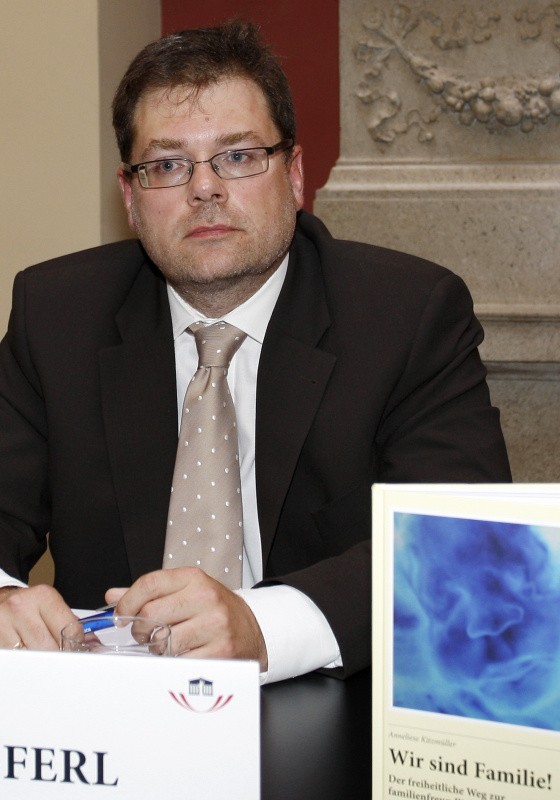 Mag. Alexander Höferl