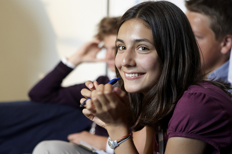 Schülerin des Theresianums während des Interviews