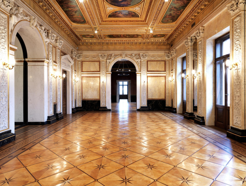 Sandbarbener Festsaal oder Tanz- bzw. Spiegelssaal, geplant von Theophil von Hansen und Carl Rahl. Deckengemälde von Christian Griepenkerl.