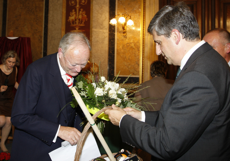 v.li. Nationalratspräsident .i.R. Univ.- Prof. Dr. Andreas Khol und Dr. Michael Spindelegger - Vizekanzler