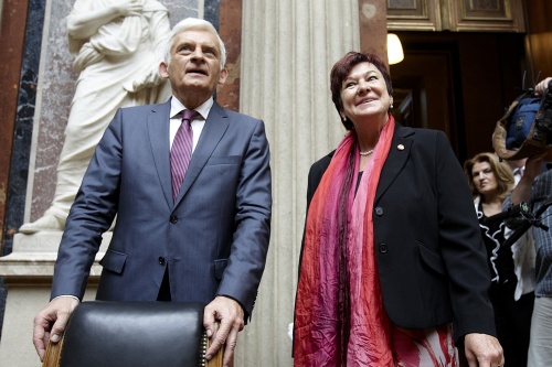 v.li. Jerzy Buzek - Präsident des Europäischen Parlaments und Mag.a Susanne Neuwirth - Bundesratspräsidentin