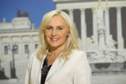 Angelika Winzig - Bundesratsmitglied
