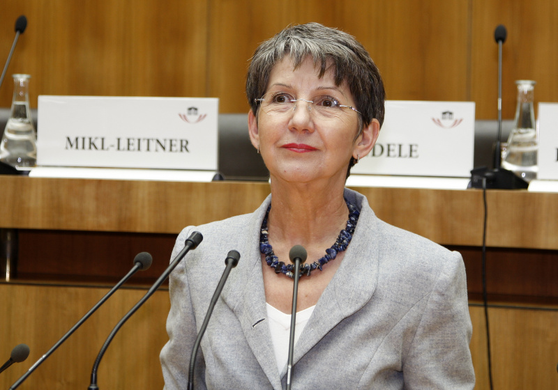 Nationalratspräsidentin Mag.a Barbara Prammer am Rednerpult