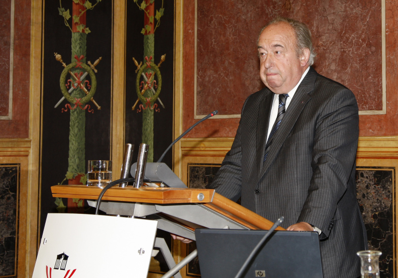 Fritz Neugebauer - Zweiter Nationalratspräsident am Rednerpult