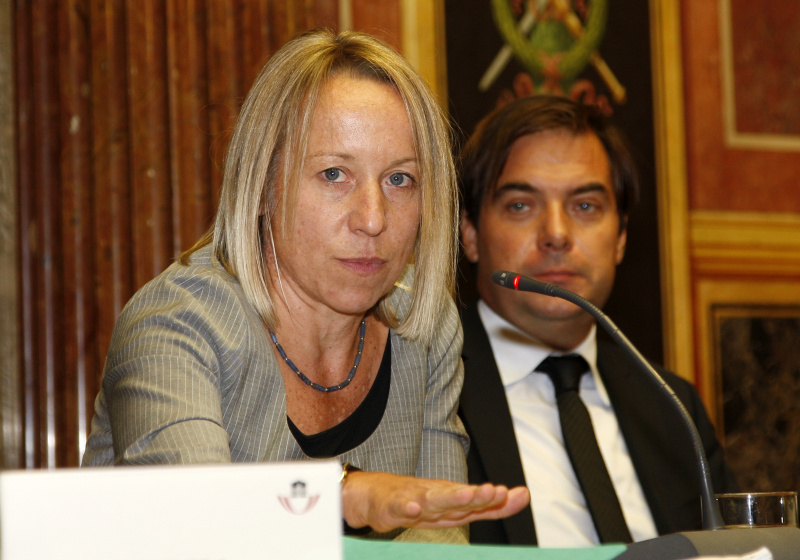 v.li. Ao. Univ.-Prof. Mag. Dr. Ingeborg Zerbes - Strafrechtsexpertin und Rainer Nowak - Die Presse - Leitung des Ressorts Innenpolitik