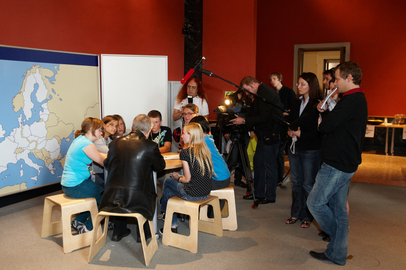 Wolf Biermann - Deutscher Schriftsteller und Liedermacher im Gespräch mit SchülerInnen und Jugendlichen