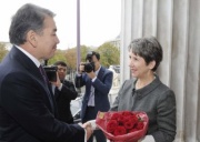 v.li. Vorsitzender des Senats des Parlaments der Republik Kasachstan Hr.Kayrat Mami, Mag.a Barbara Prammer - Präsidentin des Nationalrates
