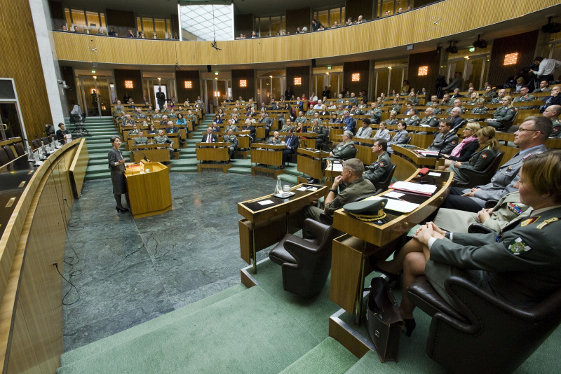 Nationalratspräsidentin Mag.a Barbara Prammer begrüßt die VeranstaltungsteilnehmerInnen