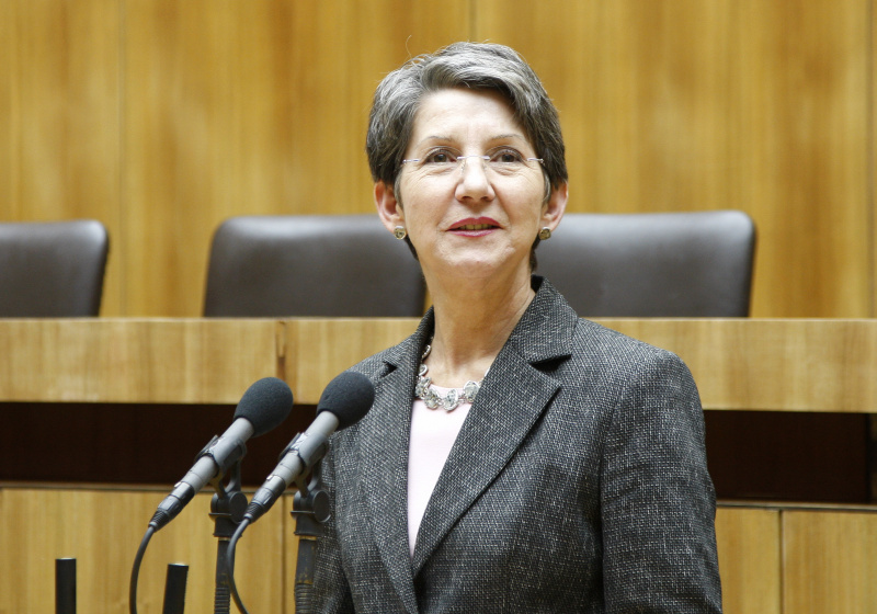 Mag.a Barbara Prammer - Nationalratspräsidentin am Rednerpult