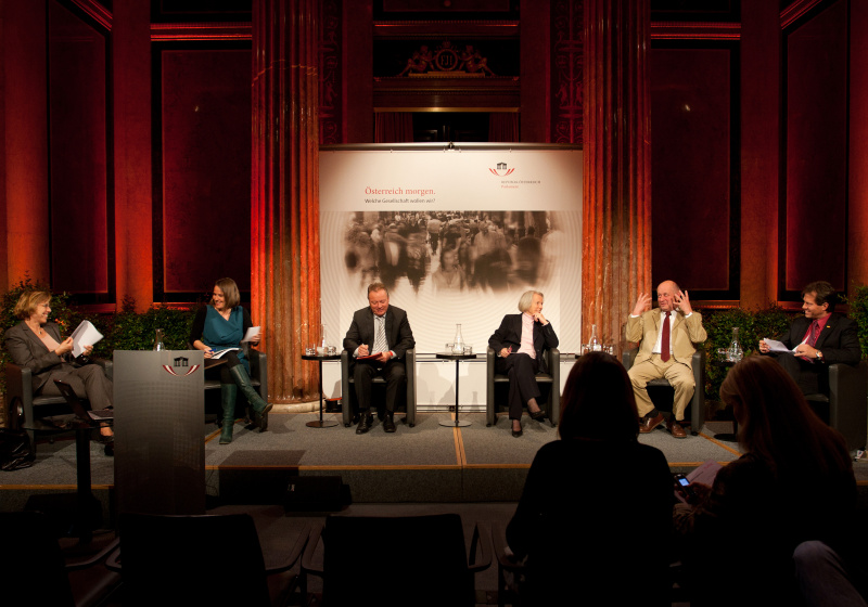 v.li.: Dr.in Renate Christ - Generalsekretärin des Intergovernmental Panel on Climate Change, Mag.a Christiane Brunner - Abgeordnete zum Nationalrat, Hannes Weninger - Abgeordneter zum Nationalrat, Erwin Hornek -  Abgeordneter zum Nationalrat, Mag. Rainer Widmann - Abgeordneter zum Nationalrat