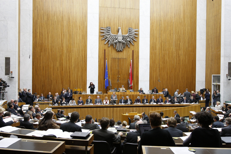 Blick in Richtung Regierungsbank. Finanzministerin Mag.a Dr.in  Maria Fekter bei ihrer Budgetrede