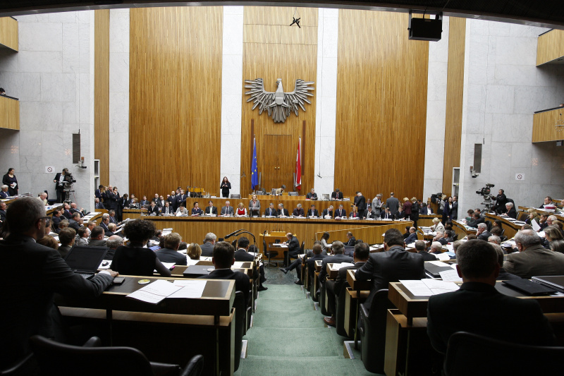 Blick in Richtung Regierungsbank. Finanzministerin Mag.a Dr.in  Maria Fekter bei ihrer Budgetrede