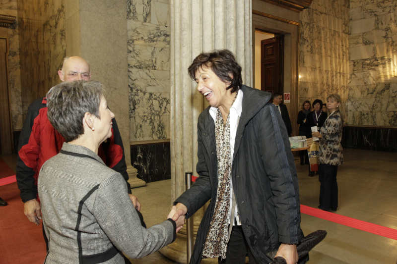 Nationalratspräsidentin Mag.a Barbara Prammer begrüßt die Besucherinnen und Besucher