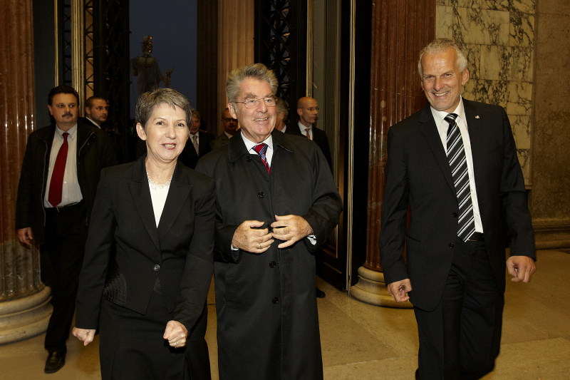 v.li. Mag.a Barbara Prammer - Nationalratspräsidentin, Dr. Heinz Fischer - Bundespräsident und Dr. Josef Moser - Rechnungshofpräsident