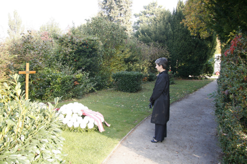 Kranzniederlegung durch Nationalratspräsidentin Mag.a Barbara Prammer am Grab von Dr. Alfred Maleta