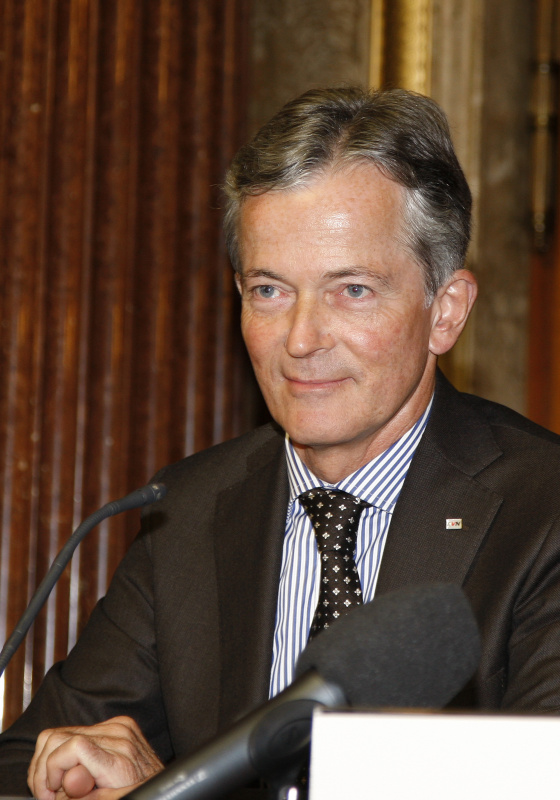 Dr. Peter Layr - Präsident Oesterreichs Energie am Podium