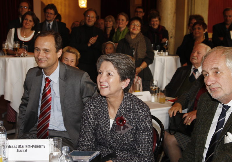 Dr. Andreas Mailath-Pokorny  - amtsführender Stadtrat für Kultur und Wissenschaft in Wien, Mag.a Barbara Prammer - Präsidentin des Nationalrates und Volkstheaterdirektor Michael Schottenberg