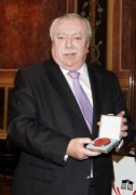 Dr. Michael Häupl - Bürgermeister von Wien mit der Rosthornmedaille