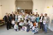 Gruppenfoto mit SchülerInnen der Integrationsklasse 6A der Sonderschlue Franklinstraße in Wien