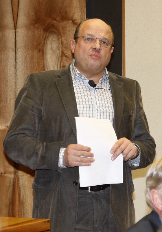 Moderation durch Fritz Jungmayr - ORF