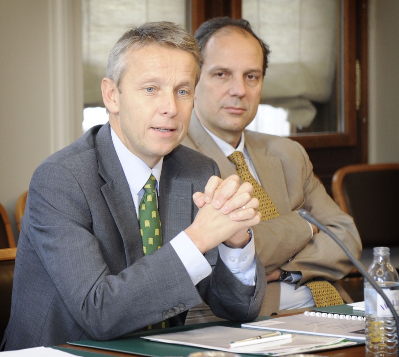 v.li. Nationalratsabgeordneter Dr. Reinhold Lopatka und Nationalratsabgeordneter Dr. Johannes Hübner