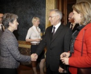 Nationalratspräsidentin Mag.a Barbara Prammer begrüßt Jakup Krasniqi - Präsident des Parlaments der Republik Kosovo