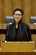 Christine Marek, Nationalratsabgeordnete der ÖVP, am Rednerpult